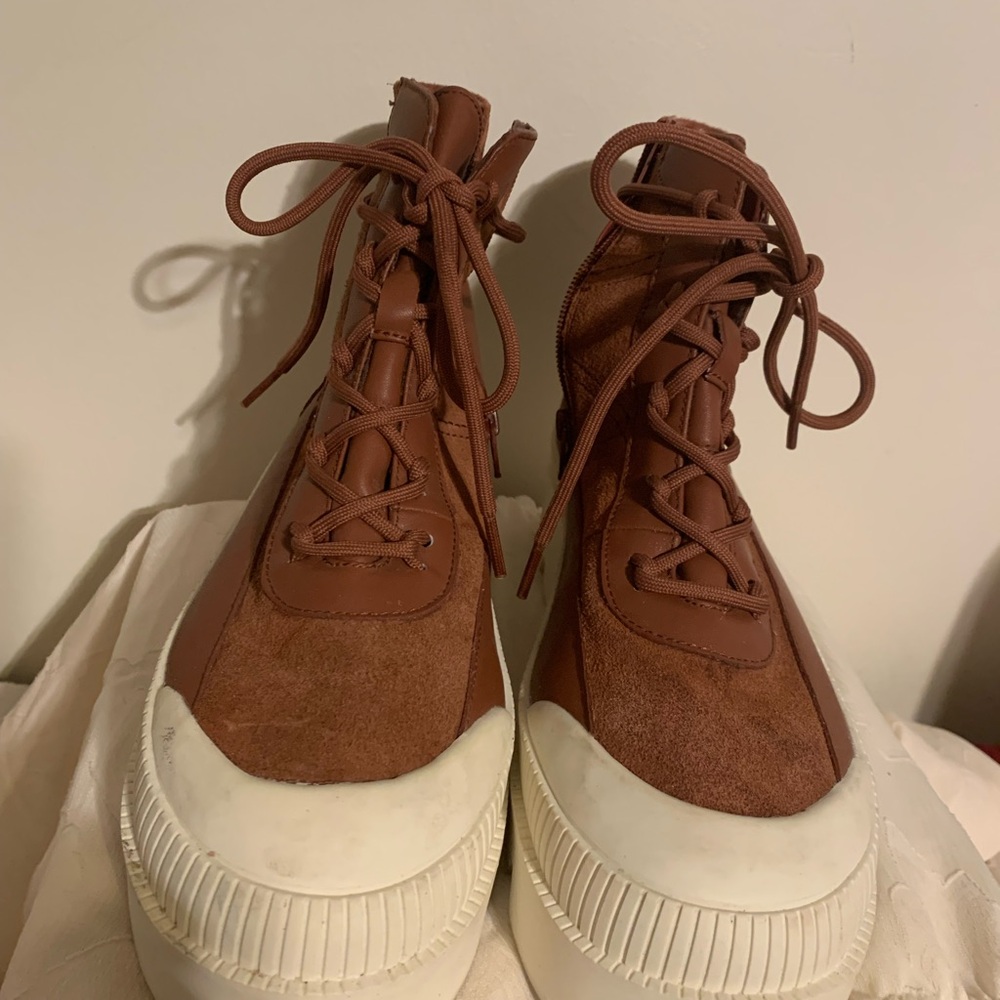 GB girls Brown High-Top Lace-Up Boots with White Platform Soles